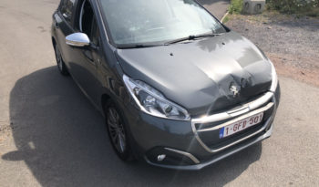 Peugeot 208 1.6HDI75 Style GPS Accidenté complet