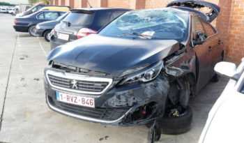 Peugeot 308 1.6 HDI 120 EAT6 FULL TOIT/SEMI-CUIR/GPS/CAMERA/18″ complet