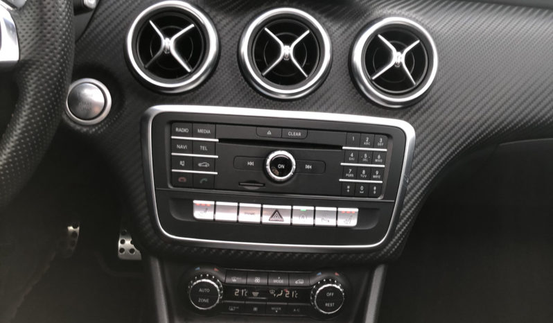 Mercedes-Benz A 200 d AMG FULL TOIT/GPS/FULL LED/SEMI-CUIR/18″ complet