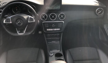 Mercedes-Benz A 200 d AMG FULL TOIT/GPS/FULL LED/SEMI-CUIR/18″ complet