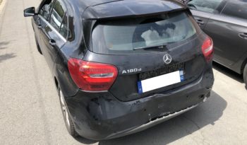 Mercedes-Benz A 180d Urban 7G-DCT SEMI-CUIR/GPS/16″ complet