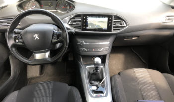 Peugeot 308 1.6 HDI 120 Allure GPS/FULL LED/17″ complet