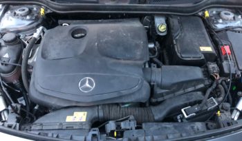 Mercedes-Benz A 180 AMG FULL TOIT/GPS/CUIR/LED/CAMERA/18″ complet