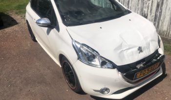 Peugeot 208 GTI 1.6 THP 200 FULL TOIT/GPS/SEMI-CUIR/FULL LED complet