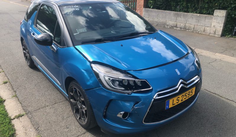 Citroën DS3 1.6 HDI 120 Sport chic FULL CUIR/GPS/FULL LED/CAMERA/HIFI SYSTYEM/17″ Accidenté complet