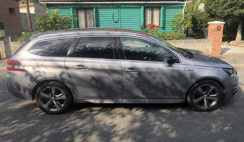 Peugeot 308 SW 2.0 Blue HDI 150 GT LINE S&S FULL Accidenté complet