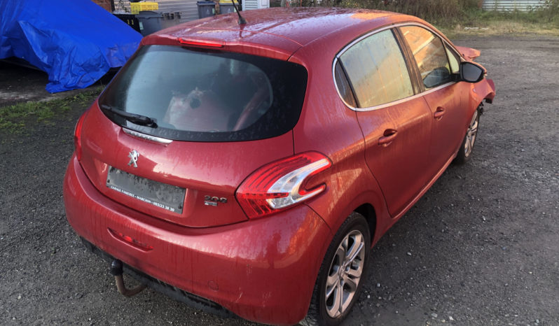 Peugeot 208 1.6 e-HDI 115 Allure complet