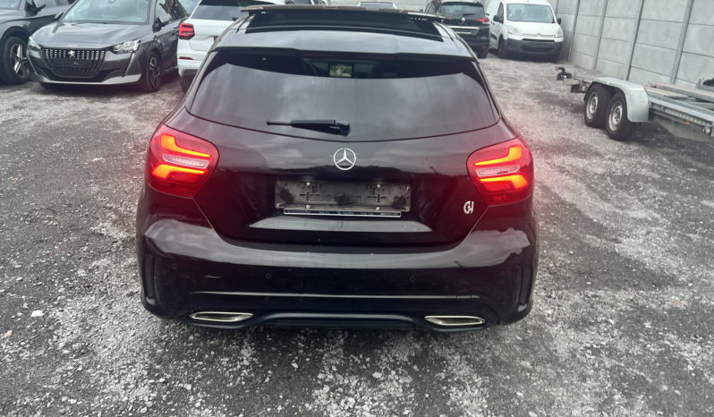 Mercedes-Benz Classe A 180 d AMG FULL complet