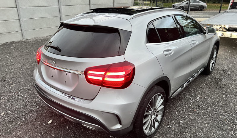 Mercedes-Benz GLA 180 d Fascination AMG FULL complet