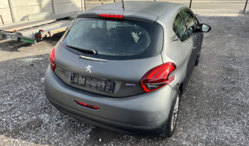 Peugeot 208 1.6 BlueHDI 100 Allure 3P Gris Mat complet