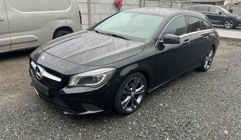 Mercedes-Benz CLA 180 d Shooting Brake Sensation complet